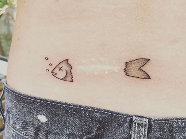 Pentru cei carora le plac pestisorii, acest tatuaj poate fi perfect