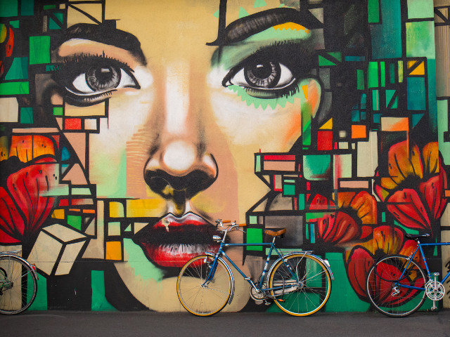 In Zurich, Elvetia: "Arta este ori plagiere, ori revolutie". (Paul Gauguin)