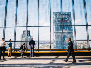 "Cel mai important lucru este confortul propriu, iar problemele celor din jur nu te privesc"