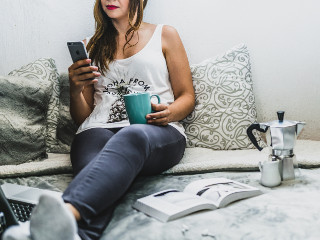 Obiceiul de a minti cu privire la lucrurile marunte