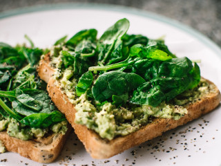 Nu mananci alimente bogate in vitamine si minerale