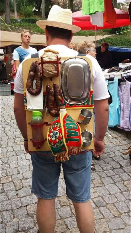 Acel moment cand pleci cu masa in spate, la propriu