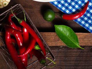 Consuma alimente picante