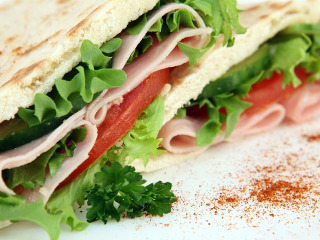 "De ce nu e mai consistenta masa?"