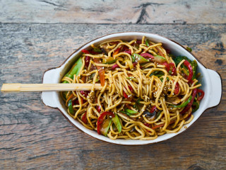 Japonia: Este permis sa sorbi taiteii cu zgomot