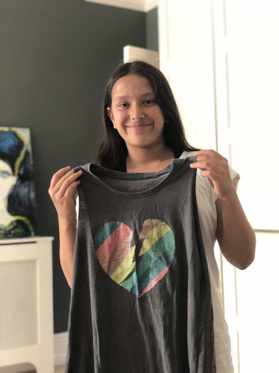 Rochia preferata cautata de mii de persoane