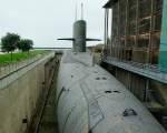 Un submarin nuclear cu rachete zace pe fundul oceanului
