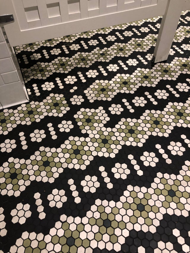 Aproape ca te dor ochii