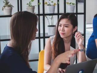 Cand asculti pe cineva, asculta-l complet