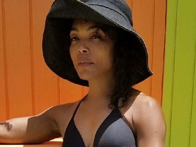 Angela Bassett nu arata deloc ca ar avea 61 de ani