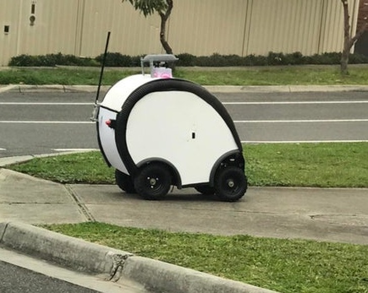 Aceasta "masinuta" a fost vazuta circuland pe strazile din Melbourne, Australia