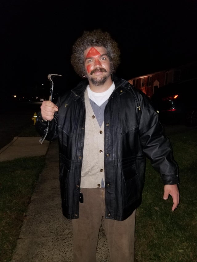 Daniel Stern (personajul Marv din "Singur acasa)