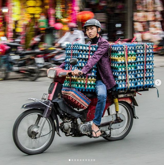 Sa speram ca ouale au ajuns intregi la destinatari