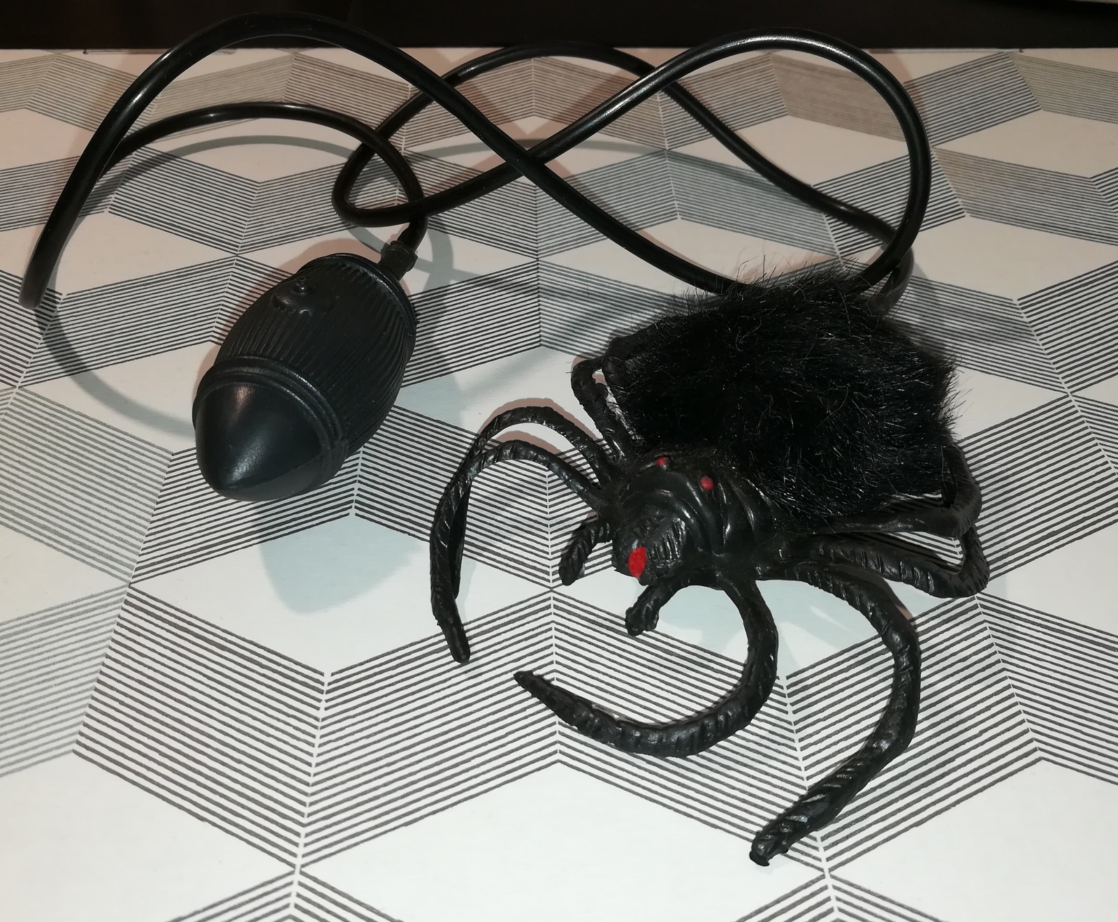 Cea mai infricosatoare jucarie de pe vremea aceea