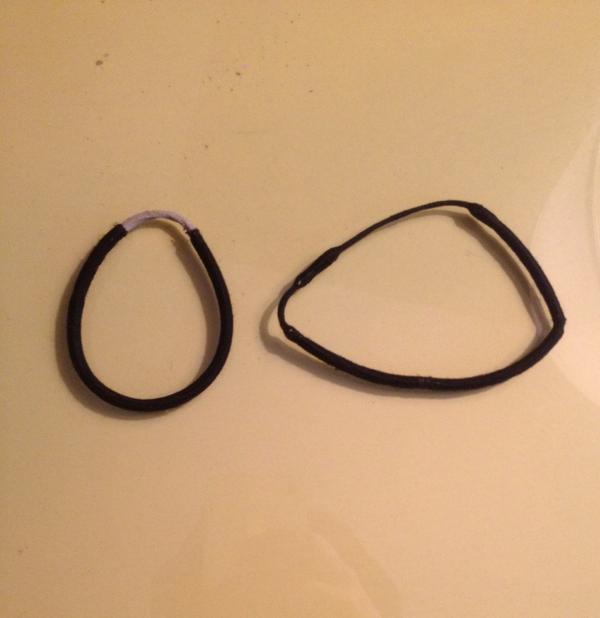 Cand ramai fara elastice de par, iar ultimele doua arata asa: