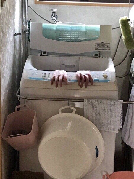 Sotia lui a lasat manusile a uscat si el aproape a avut un atac de panica