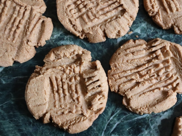 Prajituri cu unt de arahide