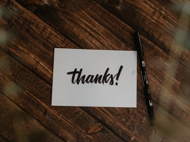 Scrie bilete de multumire pentru cadouri