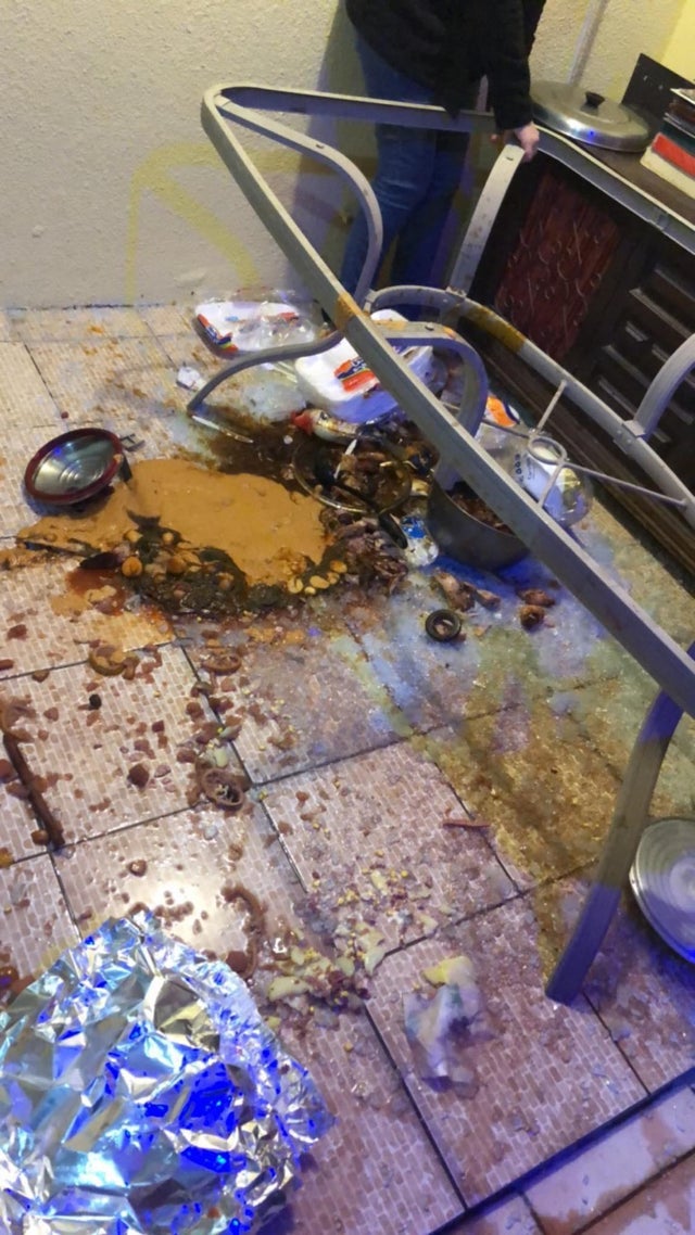 Zi cu ghinion: Cina de Craciun