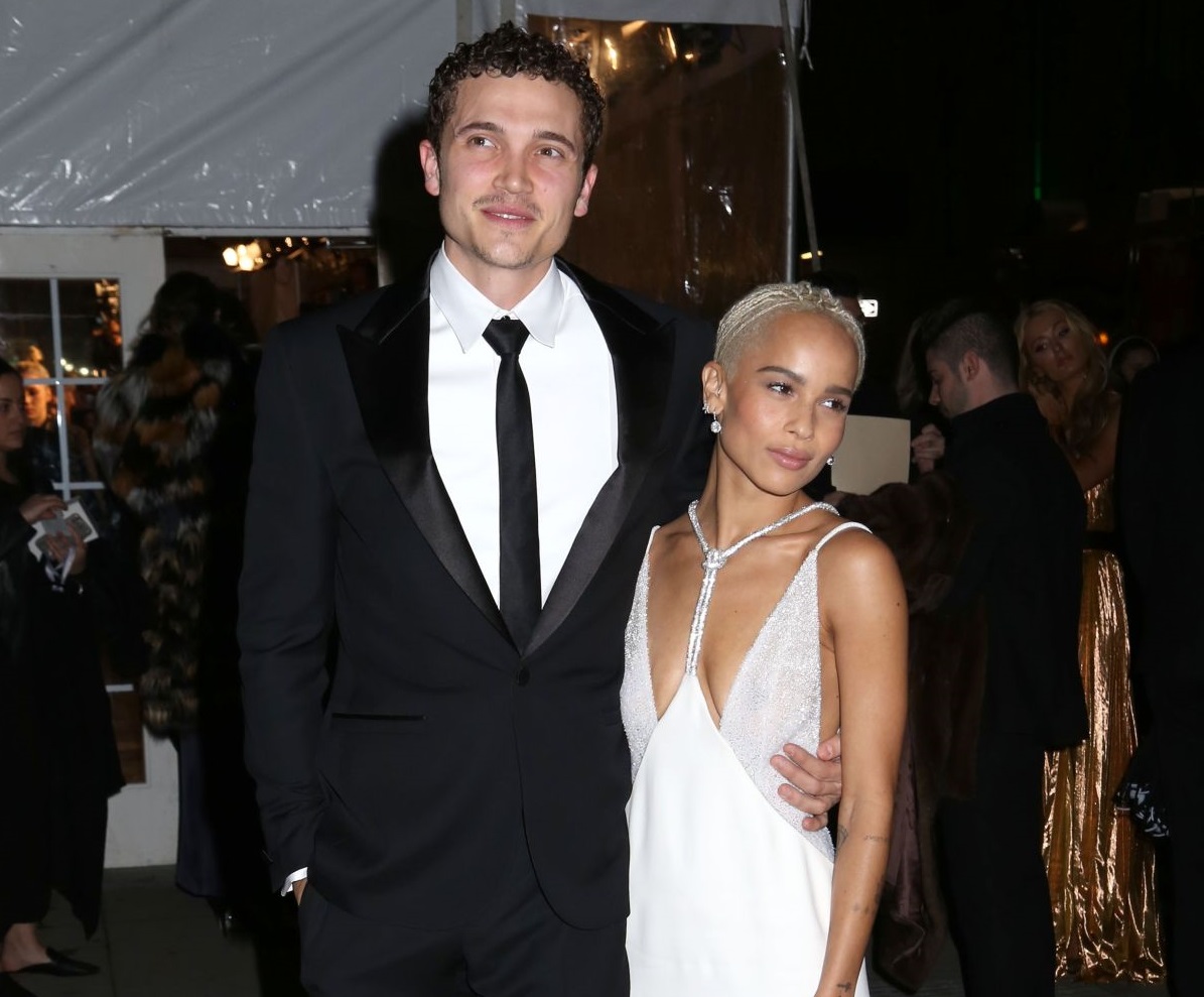 Zoe Kravitz si Karl Glusman