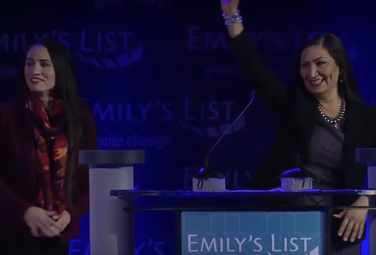 Primele femei amerindiene au depus juramantul in Congresul SUA