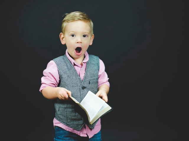 Nu pretind ca au inteles ceva, doar de dragul discutiei