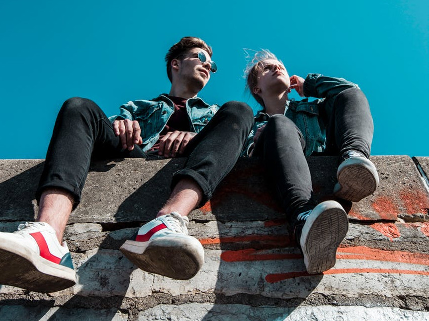 Daca prietenul tau soseste mereu mai tarziu decat tine, inseamna ca tu ajungi mereu mai devreme?