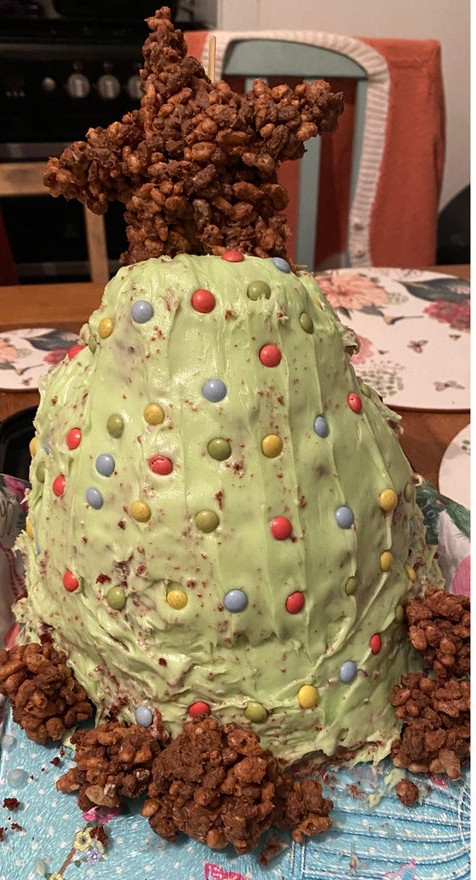 Un alt tort care a vrut sa semene cu un brad de Craciun