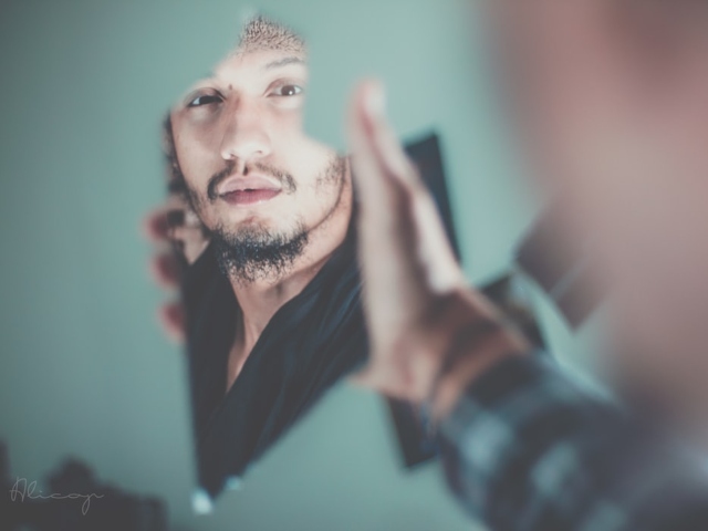 Evita "discutiile" negative cu propria persoana