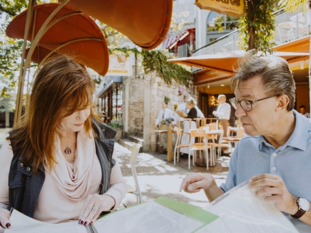 Incearca sa controleze totul