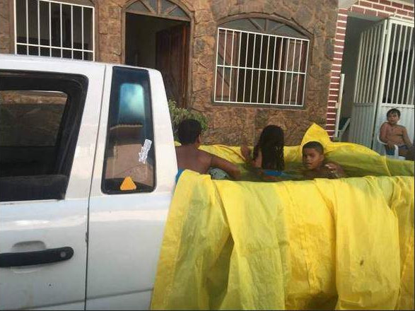 Piscina oamenilor ingeniosi