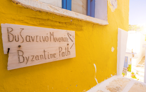 Motive insula Paros este cea mai frumoasă din Europa