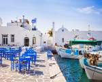 Motive insula Paros este cea mai frumoasă din Europa