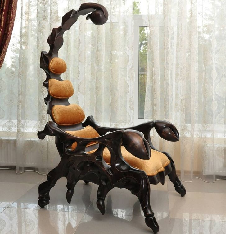 Designul s-a inspirat de la un scorpion