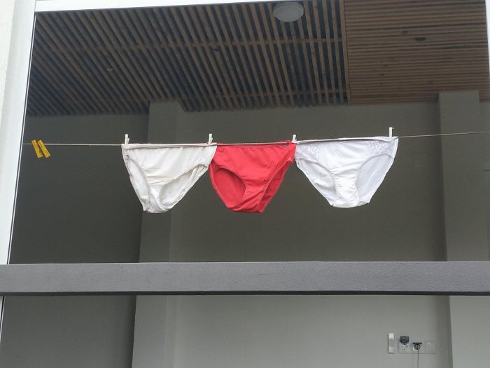 Lukashenko a interzis steagurile alb-roșii. Ce soluții au găsit protestatarii