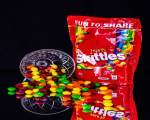 Skittles sunt cele mai vândute bomboane de Halloween