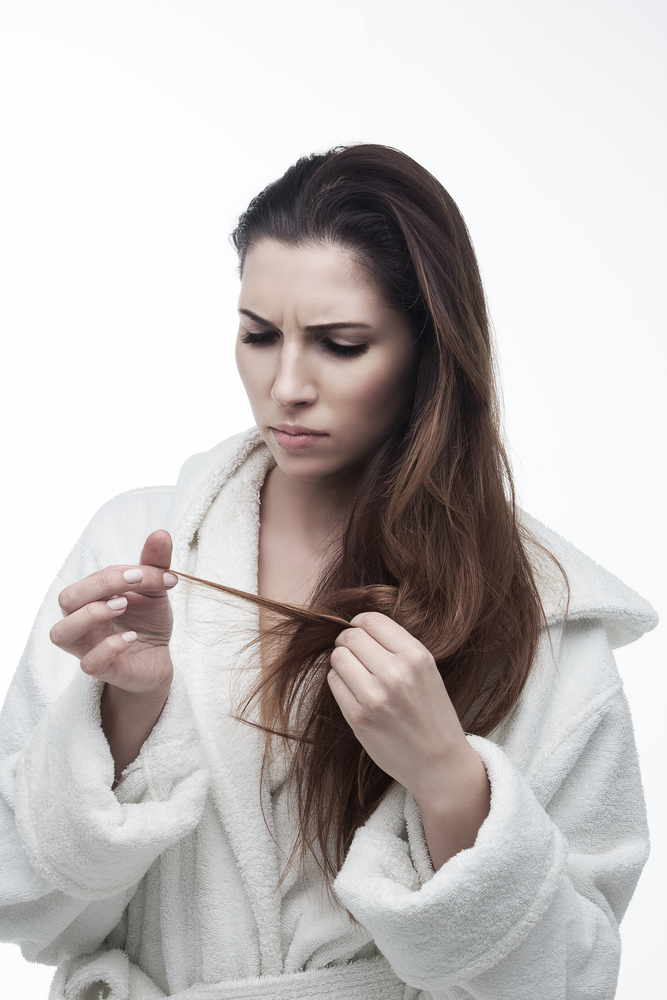 Păr moale și lipsit de viață