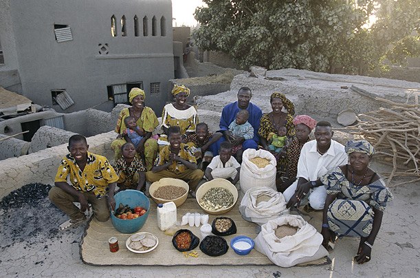 Familia Natomos (Mali)