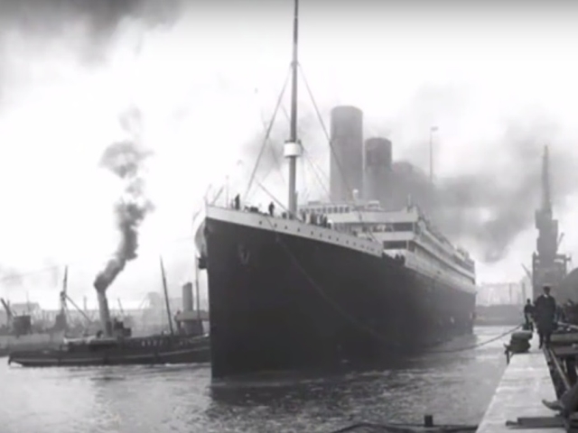 Titanicul paraseste portul in 1912