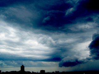 Eruptia vulcanului, tsunami si uraganul Katrina