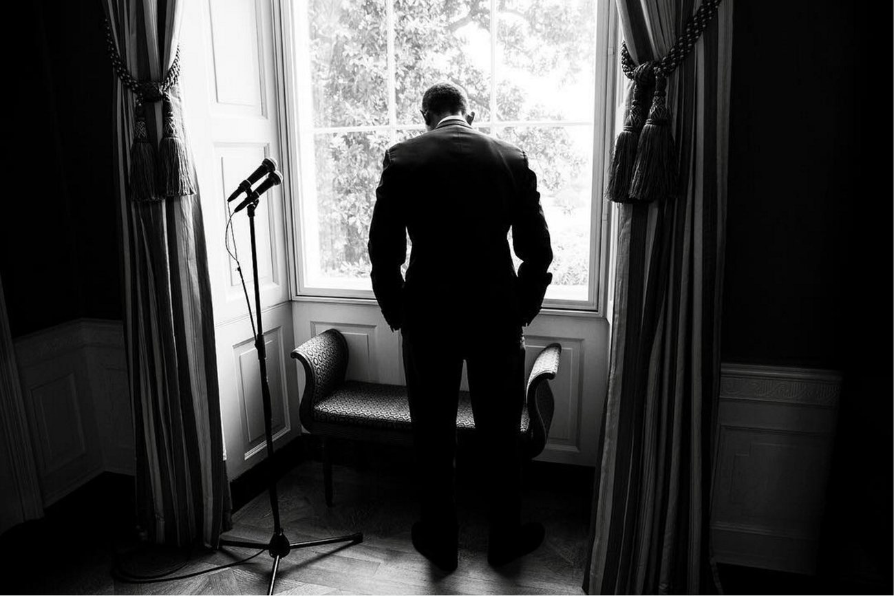 15. Obama staruie ganditor inainte unui discurs