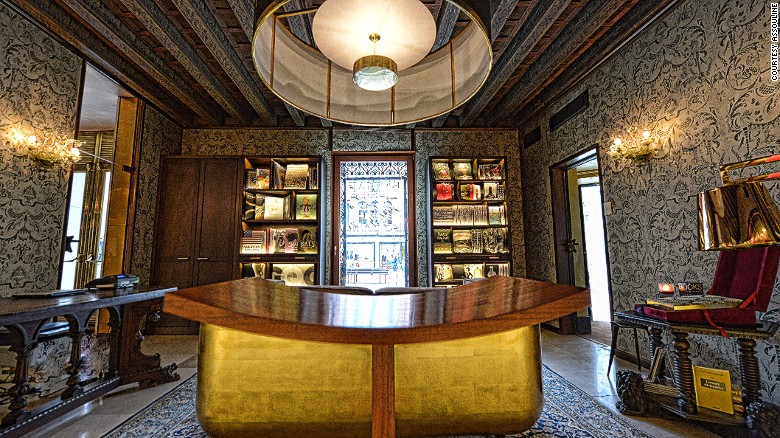 6. Assouline Venezia, Italia