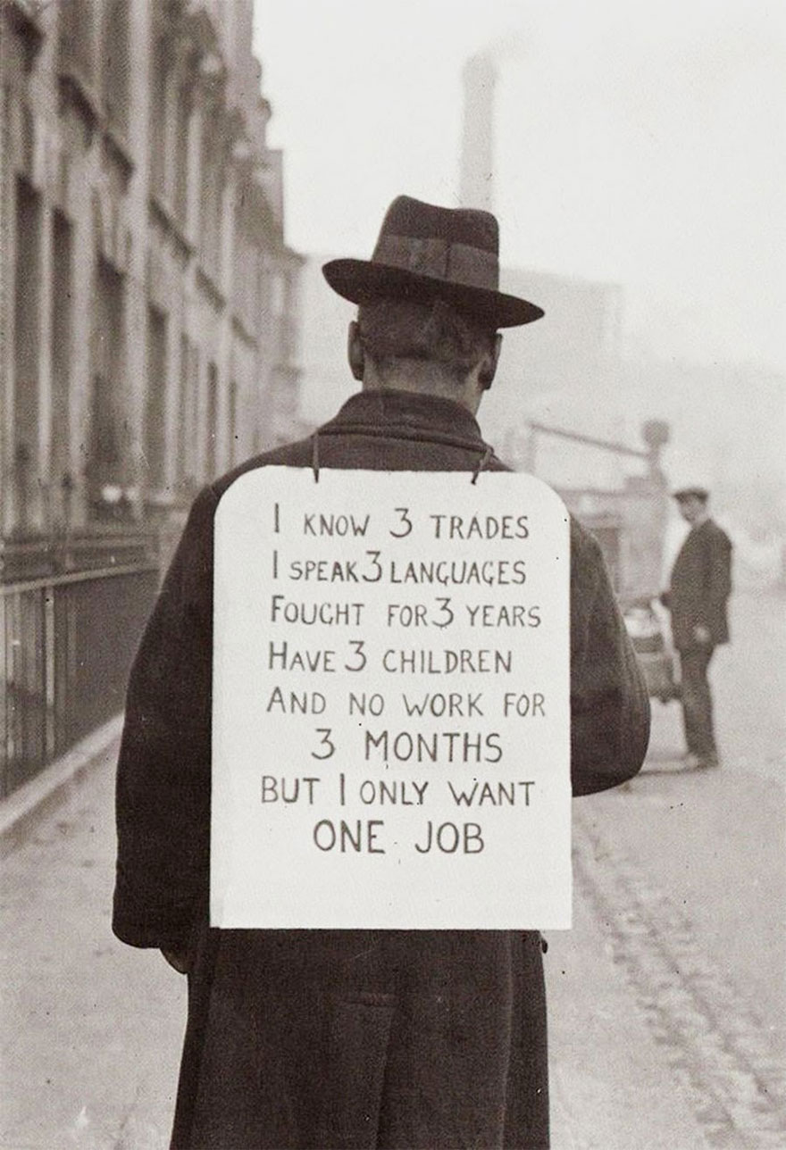 12. Un barbat care isi cauta un loc de munca, 1930
