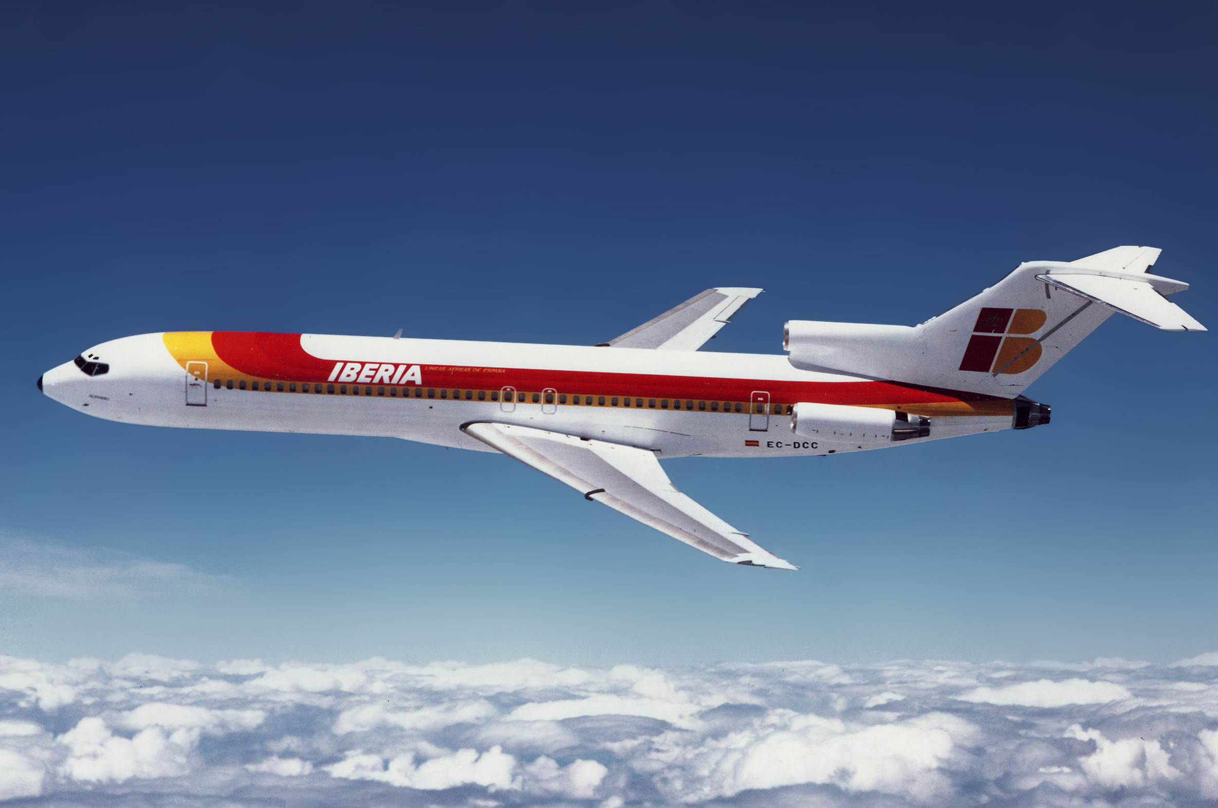 8. Avionul Boeing 727