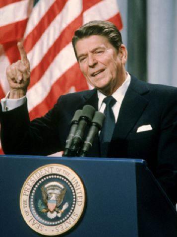 9. Comunisti sunt cei care l-au citit pe Marx si Lenin, anticomunistii sunt cei care i-au inteles