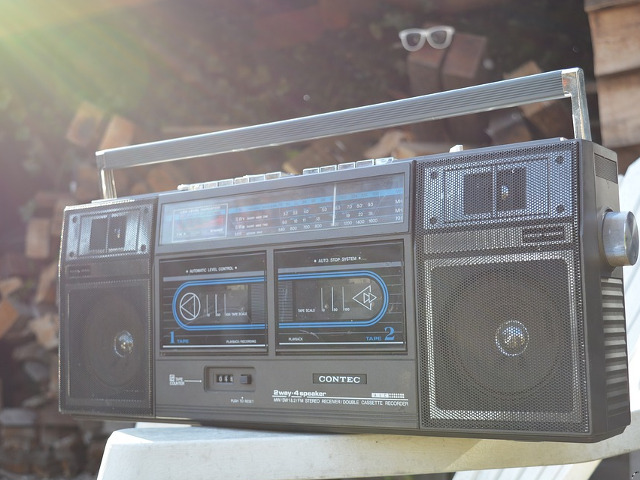 Si bineinteles un casetofon