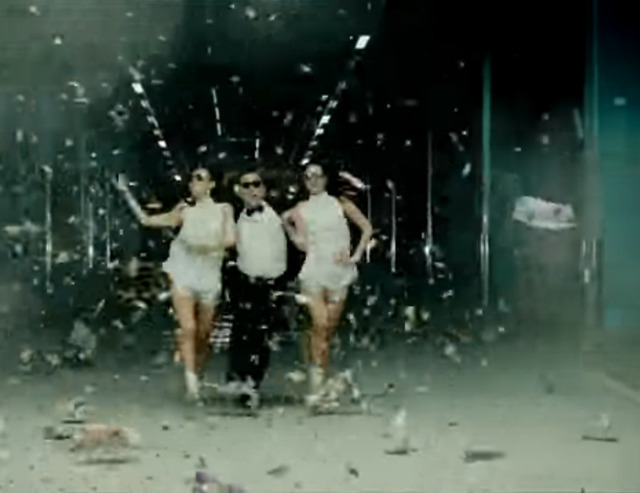 Locul 2: Psy, "Gangnam Style", 2.897.677.862