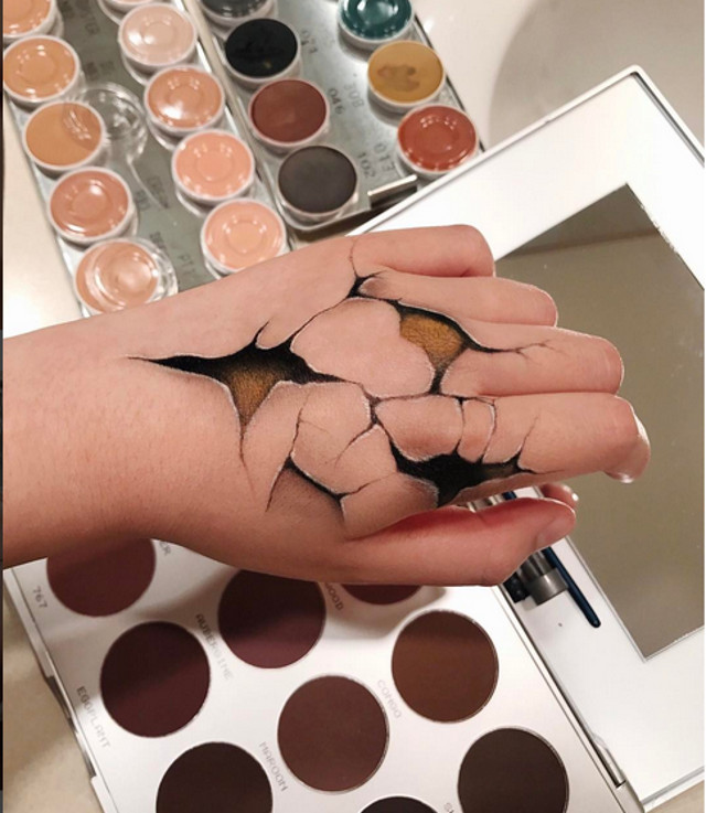 15 desene pe piele care te vor face sa te indoiesti de ceea ce vezi