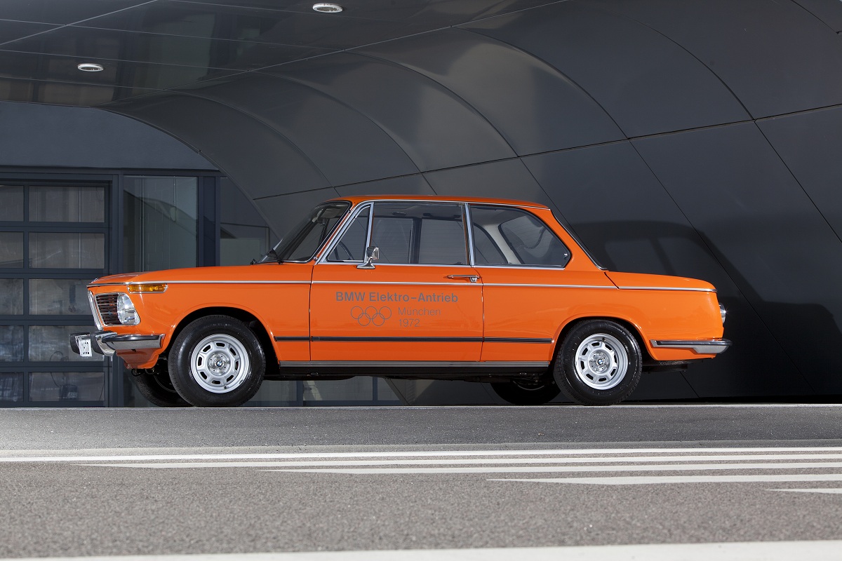 6. BMW a produs prima lor masina complet electrica in 1972