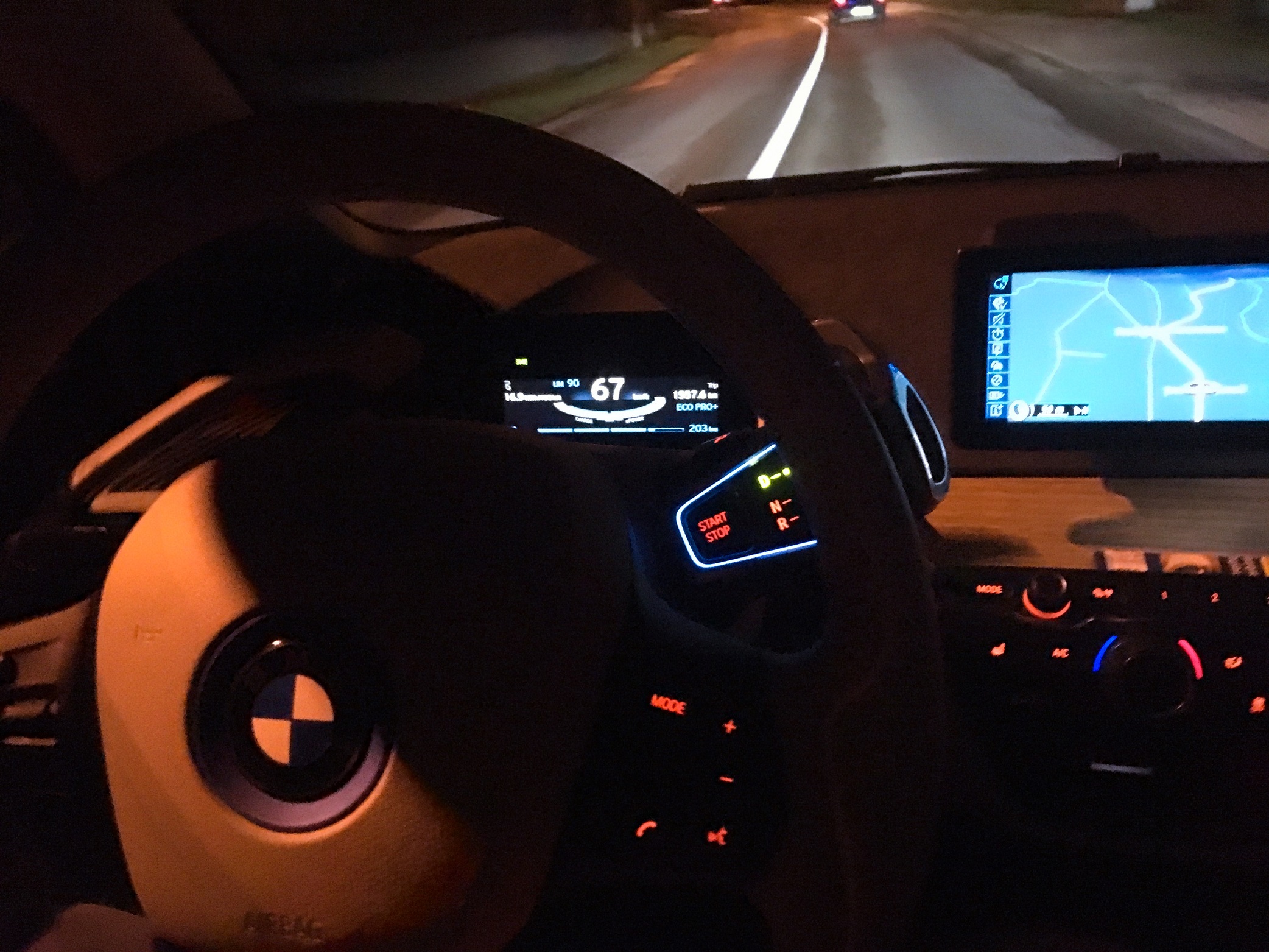 BMW i3 ne aduce viitorul in prezent